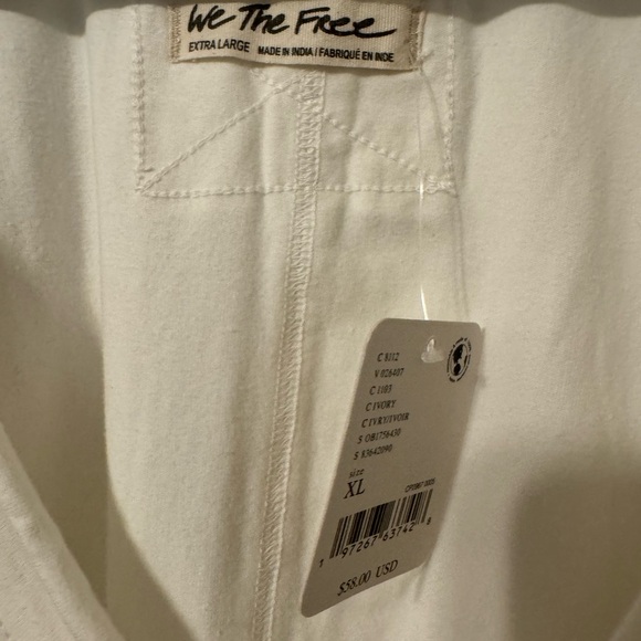 We The Free XL White Pleated Tee - Picture 2 of 4